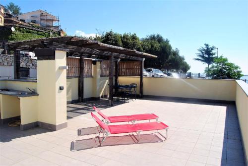 Albissola Marina House | Yellow House