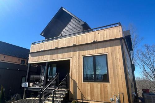 Sevierville House | Ying at Reedmont