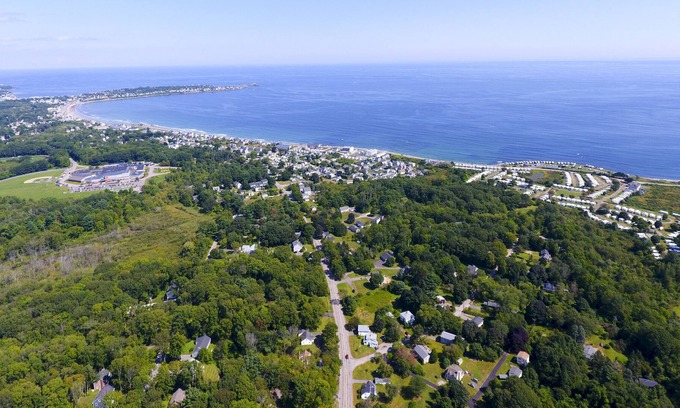 York Harbor Condo | York Art Art Boutique