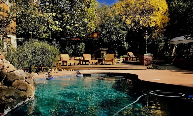 Coulterville House | Yosemite Rustic Retreat with Hot Tub, Pool, Springs, Dogs! 5 acres private~