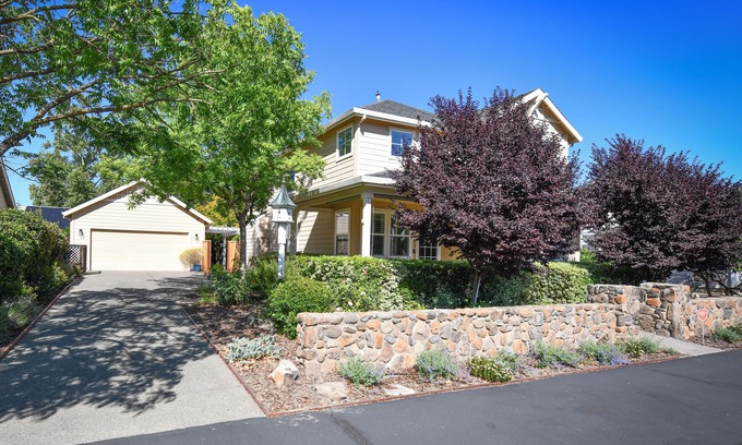 Yountville House | Yountville Retreat: Your Home Away From Home
