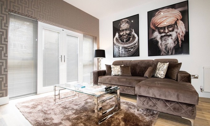 Bristol Apartment | Your Apartment | Bristol Rowan Tree - No.2