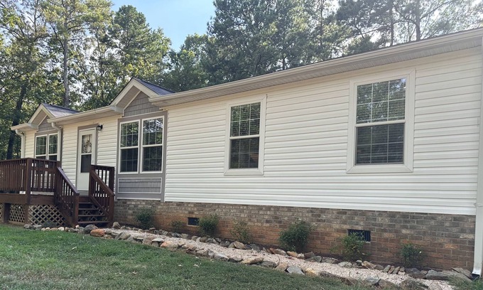 McCain House | Your country retreat that will provide comfort, relaxation, and rustic charm!