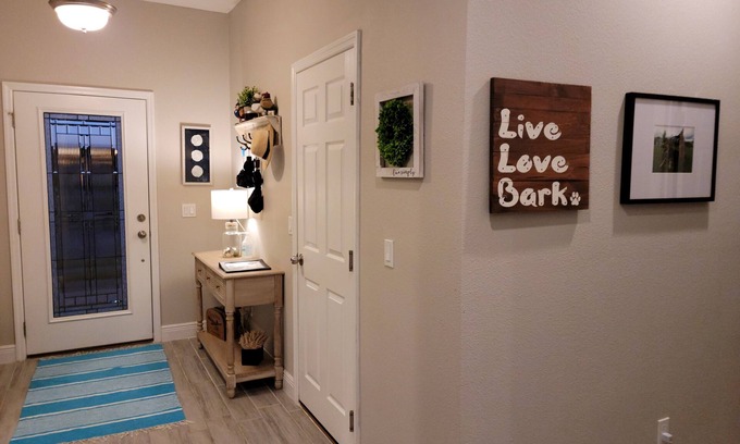 Southeast Orlando House | Your Home Away from Home In Orlando, Florida! Pets Welcome!