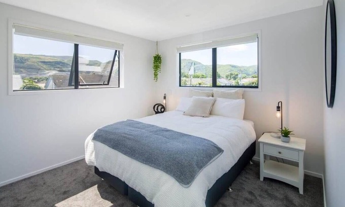 Lower Hutt House | Your Home for Night or a Month!