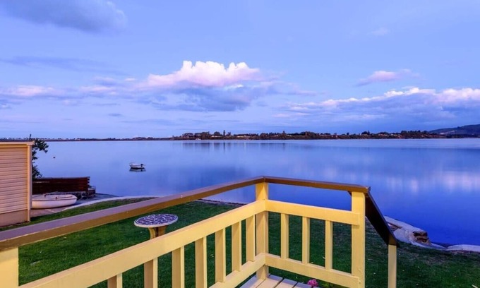 Tauranga House | Your Own Beachfront Oasis w/Direct Beach Access