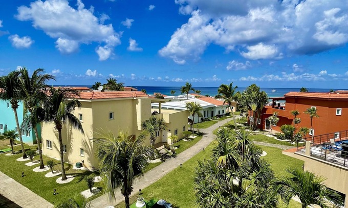 Costa Maya House | Your Retreat by the Sea - Comfortable 3 bdrm, 3.5 bath home for up to 8 guests