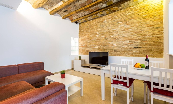 El Putget i Farro Apartment | Your Ultimate Gràcia Escape: Two Private Apartments, One Seamless Experience!