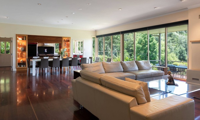 Katoomba House | Your very own estate in the Blue Mountains