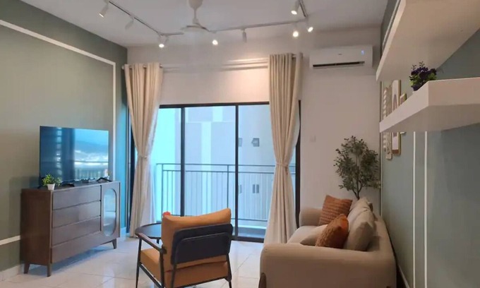 Nilai House | Youth City Residence/2 Room/KLIA/Nilai/Pool