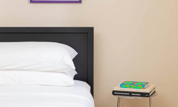 Queen Village Apartment | Yowie - Suite 205 Queen Studio