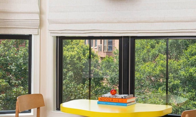 Queen Village Apartment | Yowie - Suite 303 Stunning Corner King