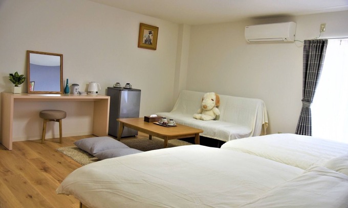 Fushimi Apartment | YuyakuFushimiToku Westernstyle room8 minutes /Kyoto Kyōto