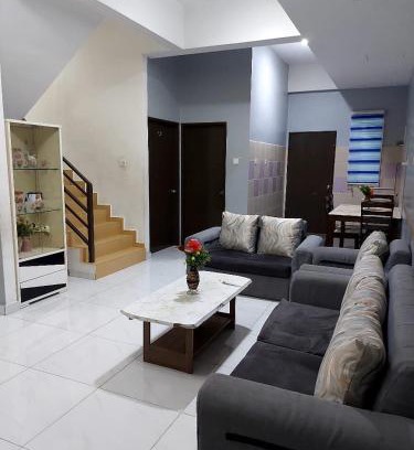 Sandakan House | Zahara Homestay