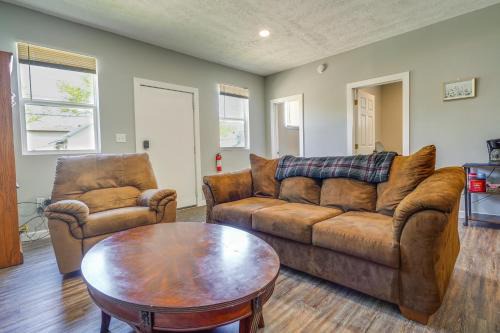Zanesville Apartment | Zanesville Vacation Rental Near Downtown