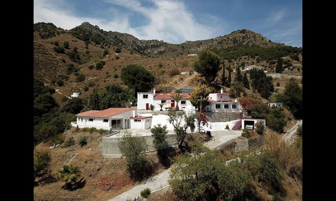 Almunecar House | Zaza (Bibi+), oasis of silence, mountain and sea