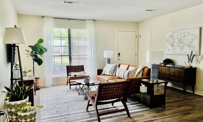 Dothan House | Zen Boho House 3 Bedroom FURNISHED