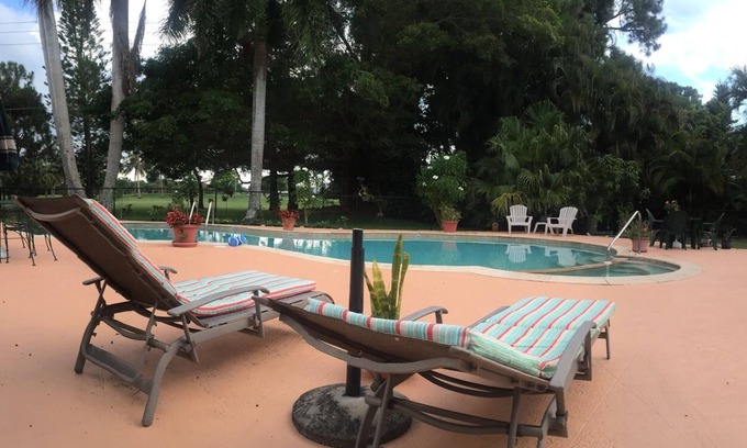 Coquina Sands Apartment | Zen Garden Private Guest House by Beach n Golf