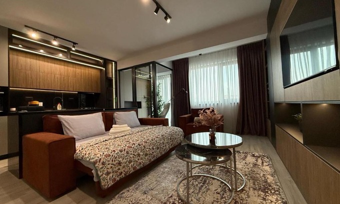 Iasi Apartment | Zen Hideaway Near Mall Moldova and Center