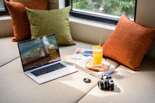 Hai Ba Trung Apartment | Zenith Skyline Residence - City Centre - Rooftop Terrace & Airport Pickup