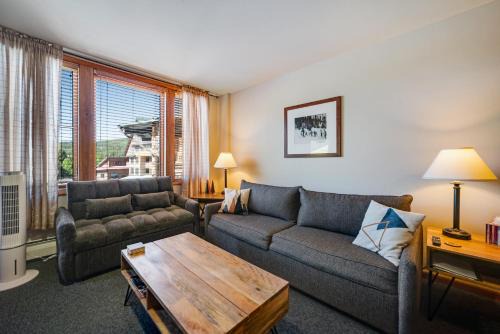 Winter Park Apartment | Zephyr Mountain Ski-In Ski-Out Condo