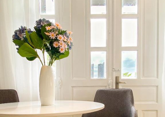 Thu Thiem Apartment | Zeus Living - Room in Villas An Phu