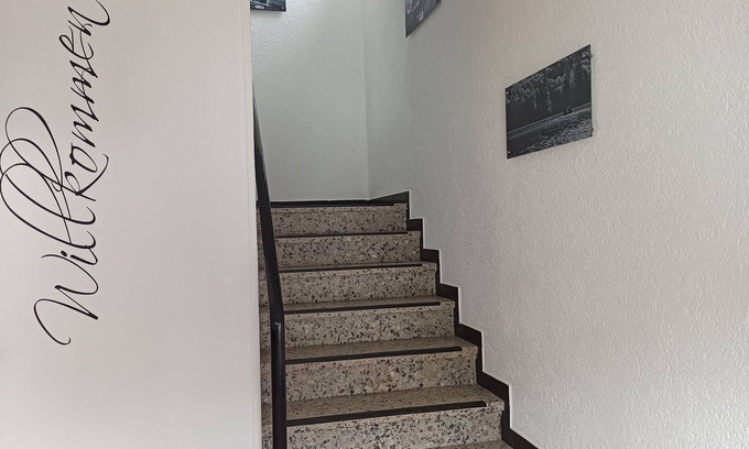 Olpe Apartment | Zimmer "feuer"