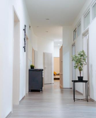 Nickenich Apartment | Zimmer frei in Nickenich bis zu 11 Gäste willkommen