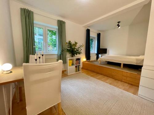 Bergstedt House | Zimmer im Grünen, nah an der U-Bahn