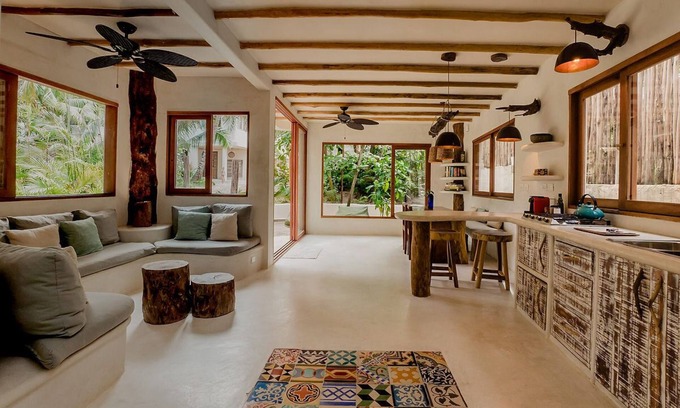Zona Hotelera House | Zorba Villa 2, Beautiful 3BR Villa on the beach! Sleeps 6.