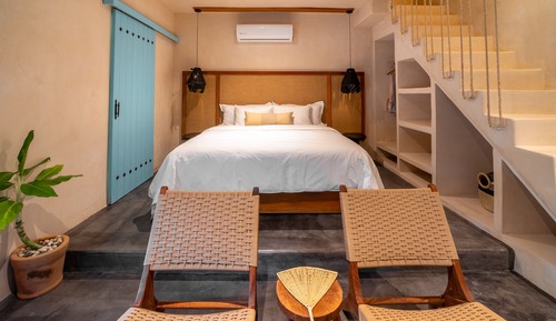 Deluxe Studio Suite, 1 King Bed