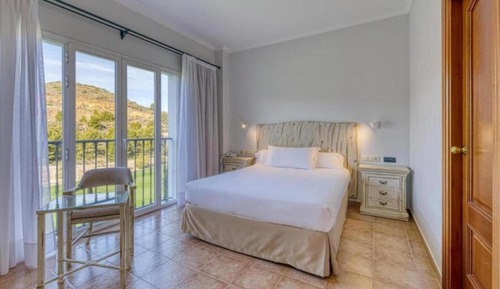 Classic Single Room