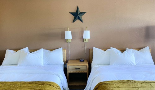 Standard Room, 2 Queen Beds, Non Smoking