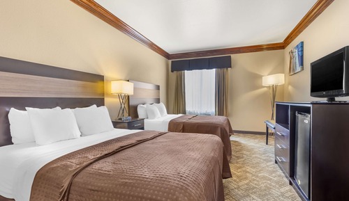 Suite, 2 Queen Beds, Non Smoking, Refrigerator & Microwave (with Single Sofabed)