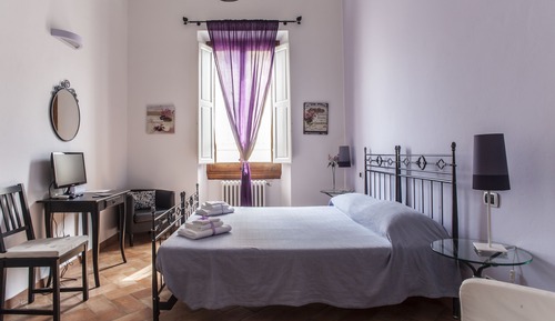 Double or Twin Room, Private Bathroom (esterno)