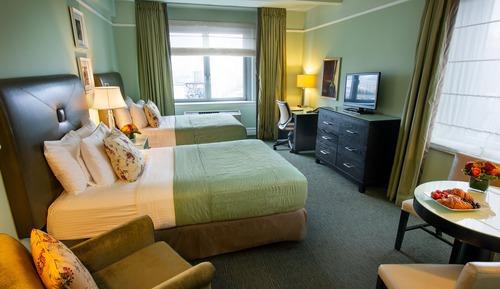 Studio, 2 Double Beds, Corner with City View