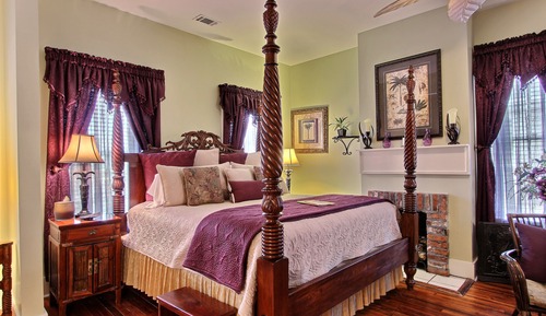 Suite, Private Bathroom (Sabal Palm Suite)