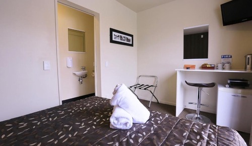 Flash - Packer Double Room (Ensuite) 