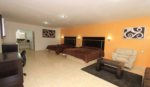 Deluxe Studio Suite