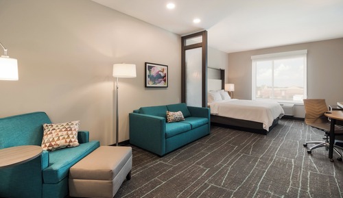 Suite, 1 King Bed