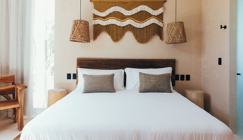 Premium King Bed Top Level