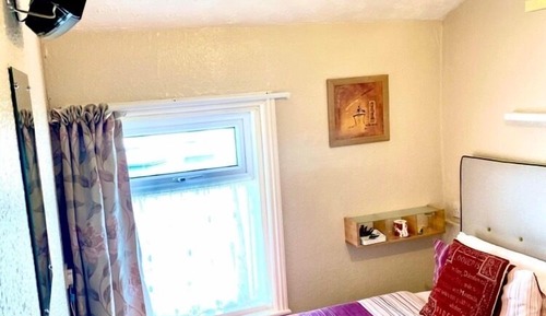 Single Room (Room 1)