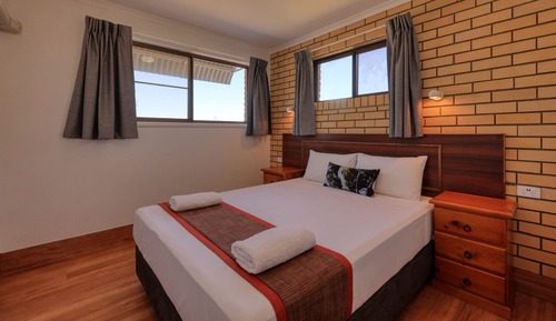 Apartment, Multiple Bedrooms, Non Smoking