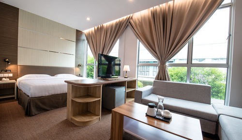 Deluxe Triple Room
