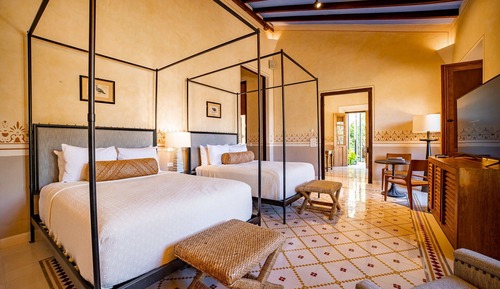 Premium Room