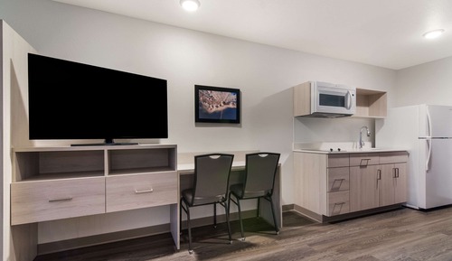 Queen Suite