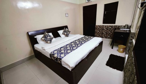 Standard Double Bed AC Room