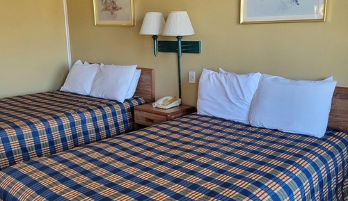 Economy Room