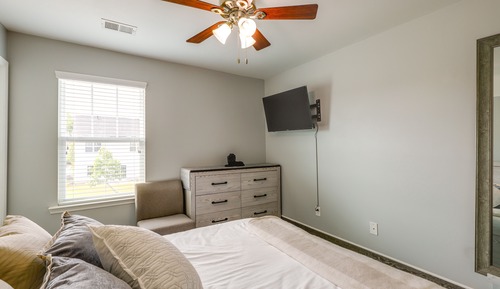 House (4 Bedrooms)