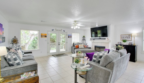 Apartment (2 Bedrooms)
